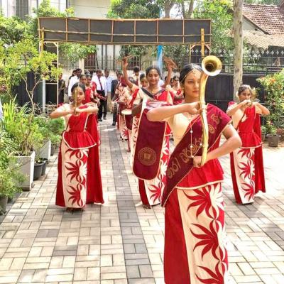 අභිනව පෙරදිග තූර්ය වාදන කණ්ඩායමේ කලඑළි බැස්ම